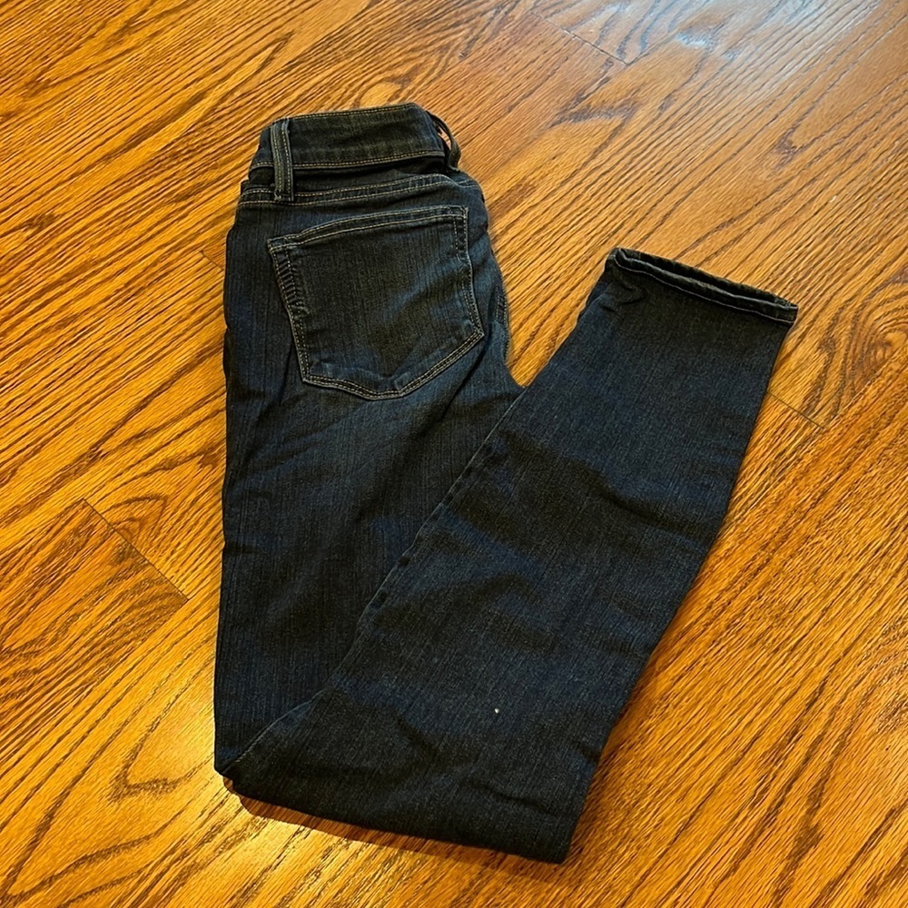PAIGE Woman’s Verdugo Ankle Jeans Size 25